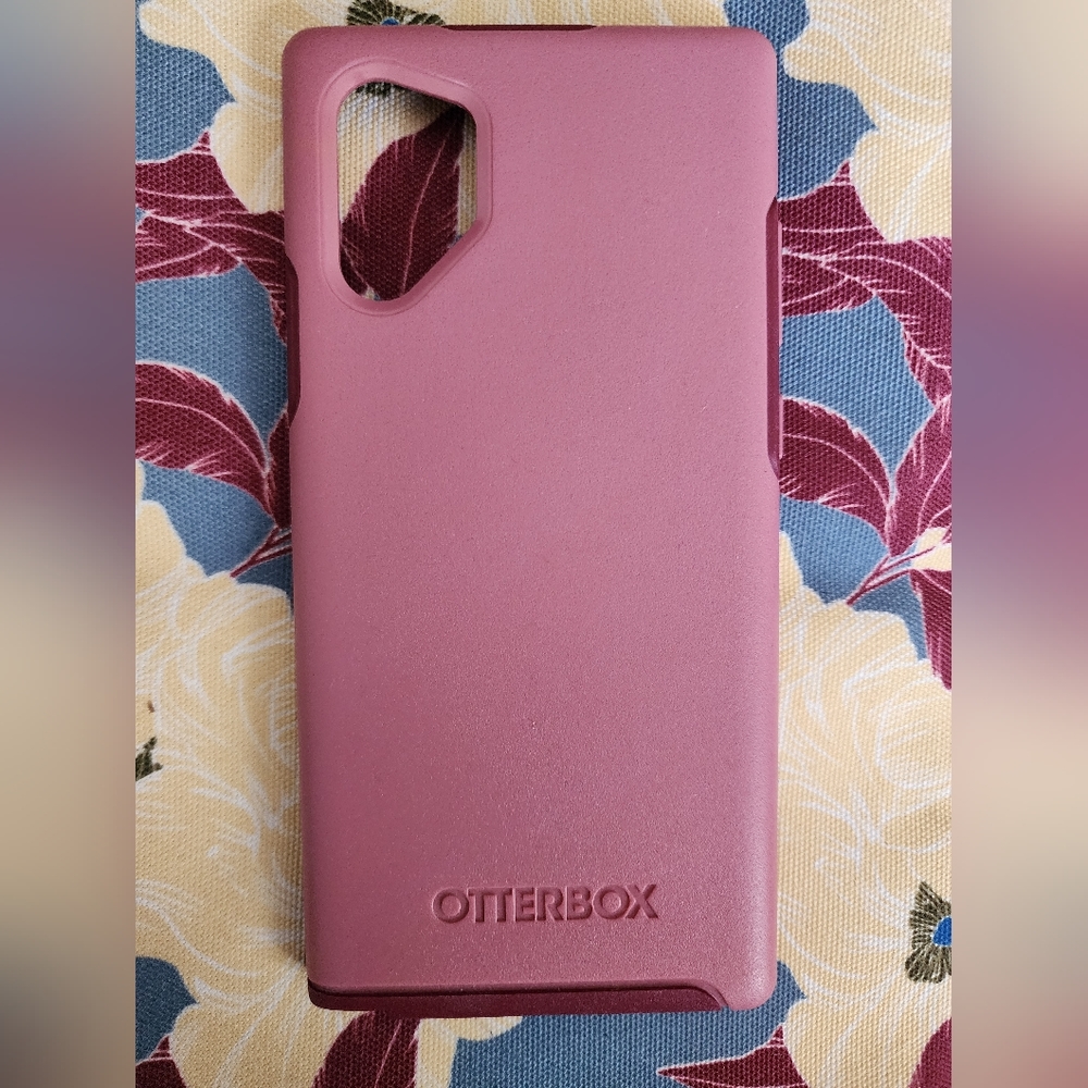 Otterbox for Note 10+ Note10+ communter, defender, and symmetry series NEW